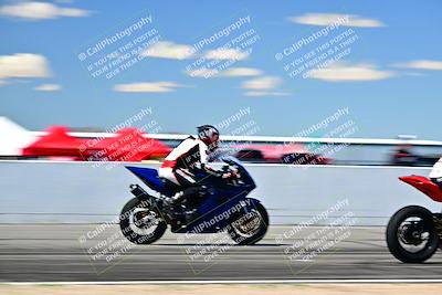 media/Mar-25-2024-Moto Forza (Mon) [[8d4319bd68]]/4-Novice Group/Session 4 Front Straight Speed Pans/